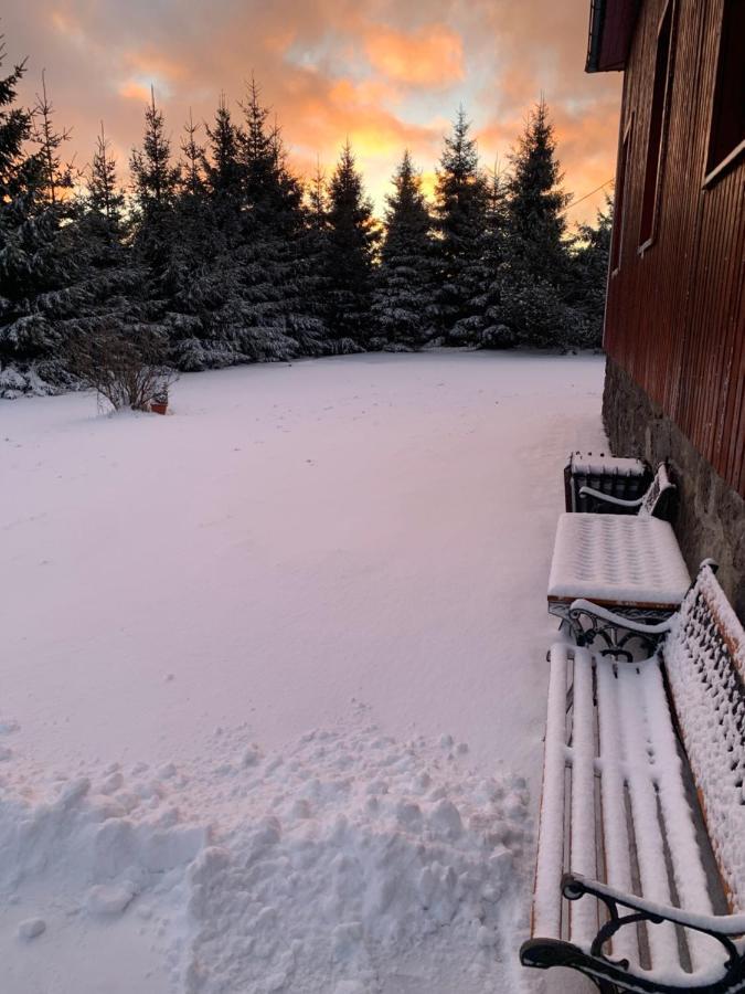 Penzion Hájovna Klíny Exterior foto